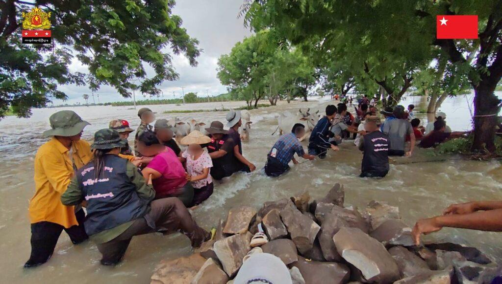 မြန်မာစစ်တပ်၏ တိုက်ခိုက်မှုများ ဒေသအချို့တွင် ဆက်လက်ဖြစ်ပွားနေပြီး စစ်ဘေးရှောင်များသည် အကြီးအကျယ်...