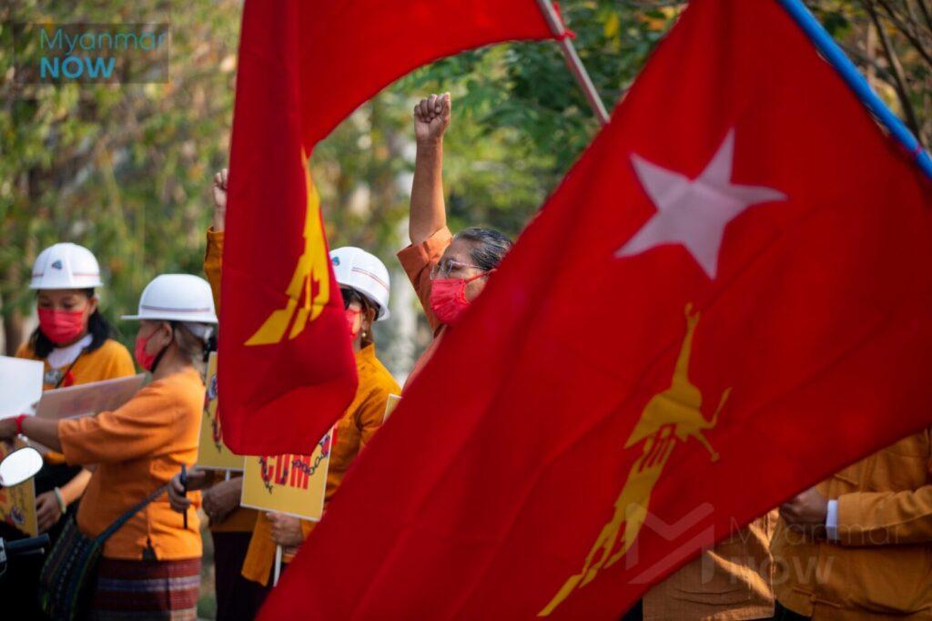 NLD အဖွဲ့ဝင်သည် ပြီးခဲ့သည့်နှစ်က ဖမ်းဆီးခံခဲ့ရသည့် အမျိုးသမီးပါတီဝင် ၅ ဦးအနက် တစ်ဦးဖြစ်ပြီး ၎င်းတ...